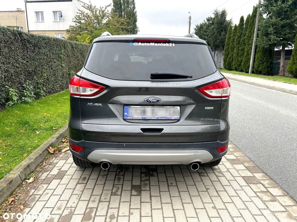 Ford Kuga 1.5 EcoBoost 4WD Titanium - 4