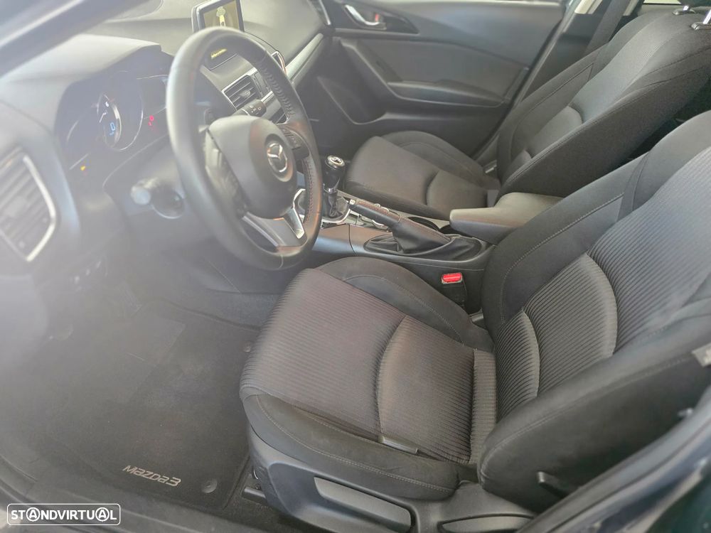 Mazda 3 Hatchback 1.5 Sky-D Excellence Pack HT Navi - 14