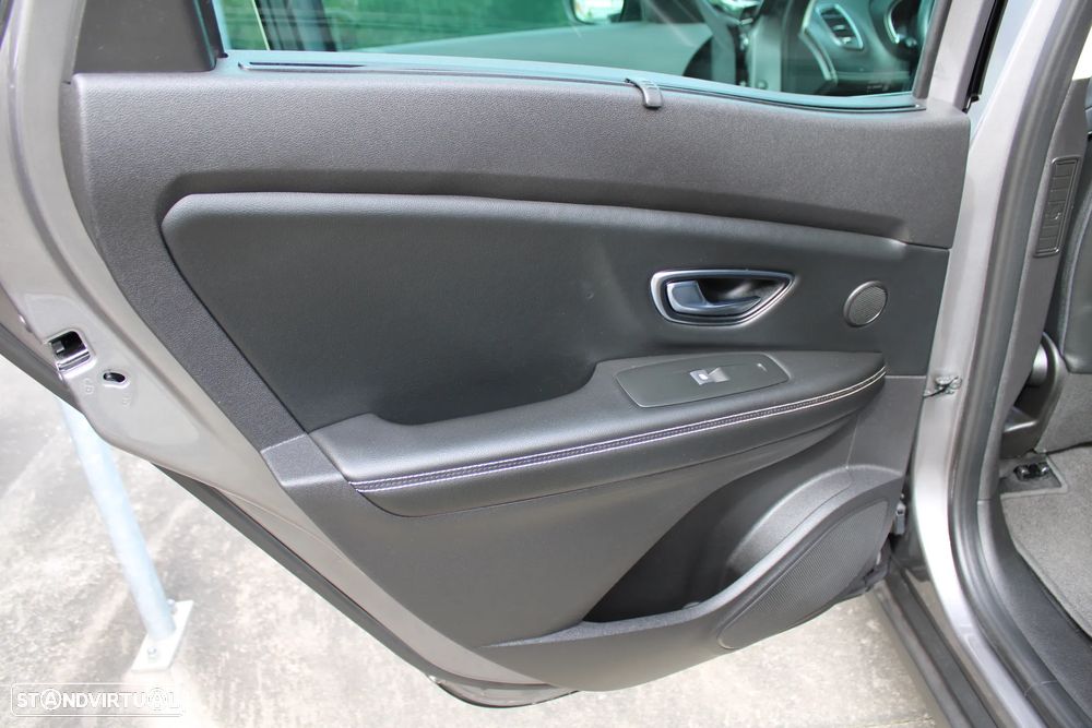 Renault Scénic dCi 110 FAP EDC Bose Edition - 52