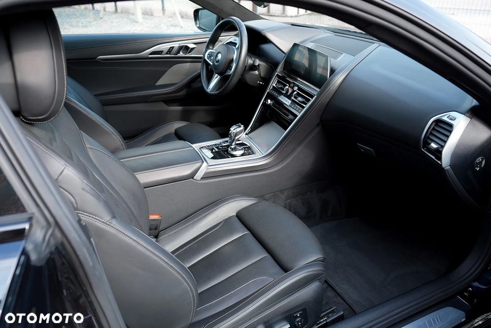 BMW Seria 8 840d xDrive - 25
