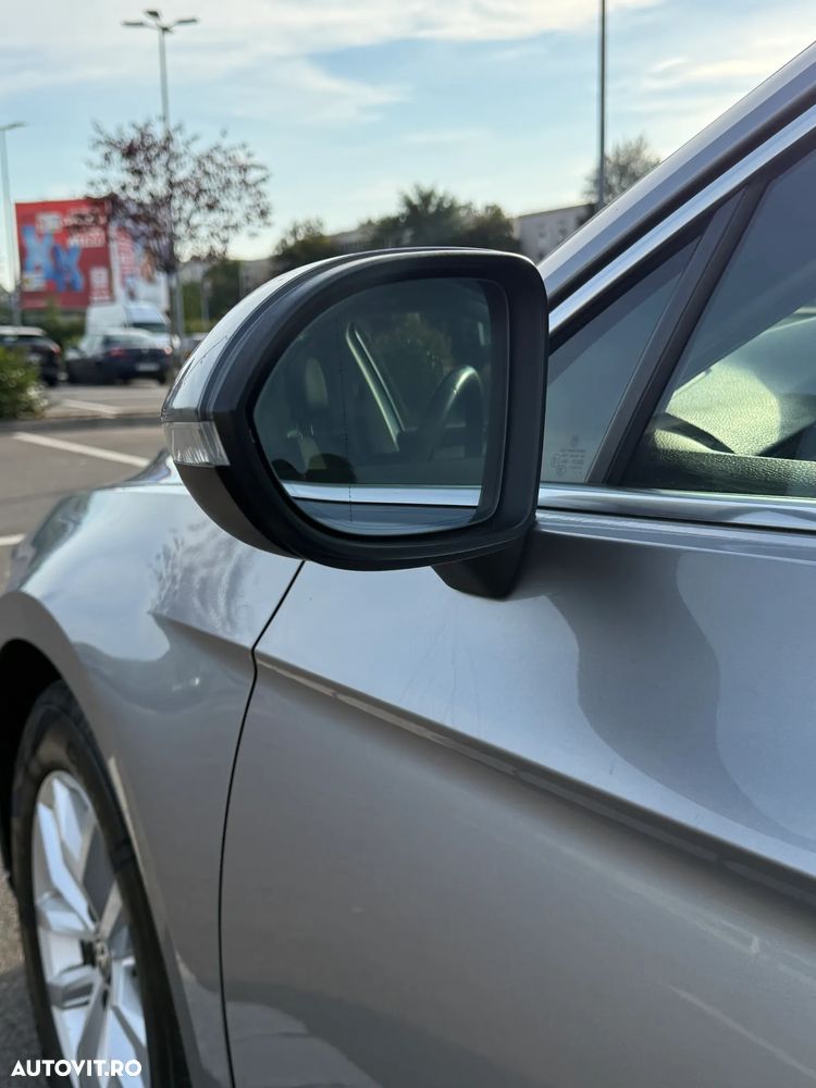 Volkswagen Passat 2.0 TDI DSG Comfortline - 18