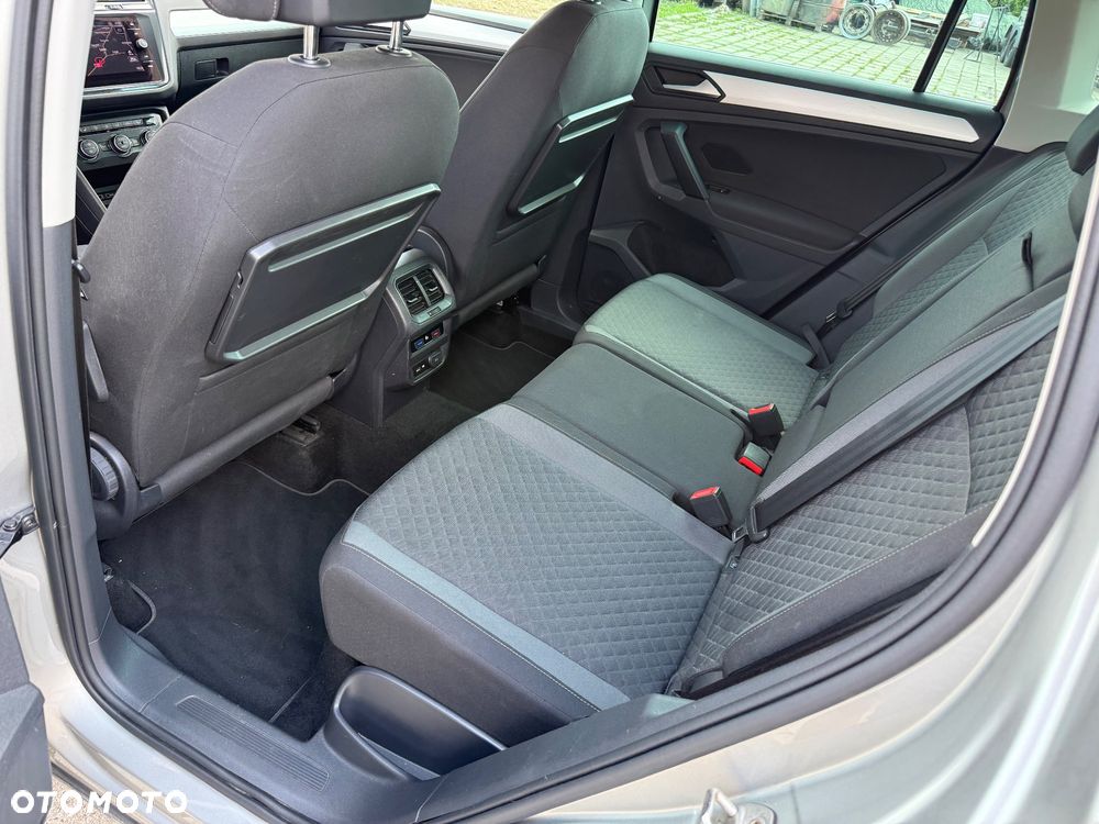 Volkswagen Tiguan 1.5 TSI OPF Life - 14