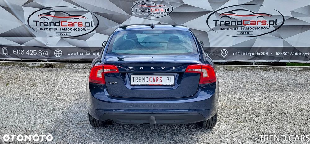 Volvo S60 D2 Momentum - 9