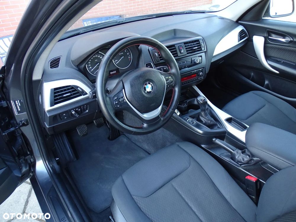 BMW Seria 1 116i Sport Line - 18