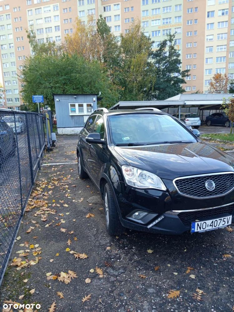 SsangYong/KGM Korando 2.0 E-XDi DPF 4WD Automatik Sapphire - 3