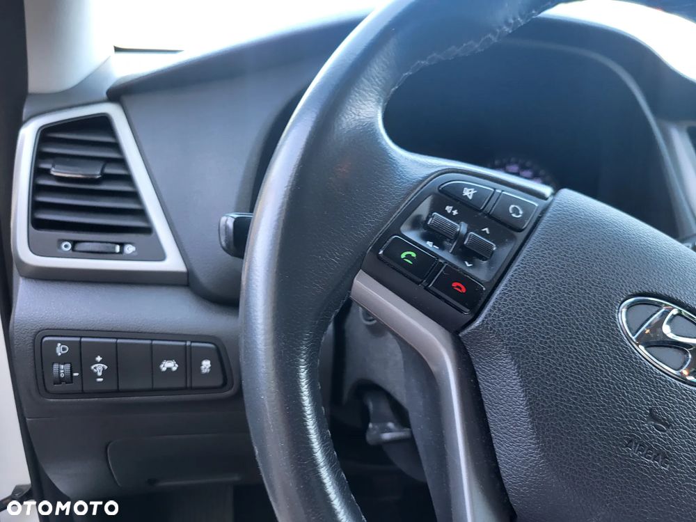 Hyundai Tucson 1.7 CRDI BlueDrive Comfort 2WD - 13