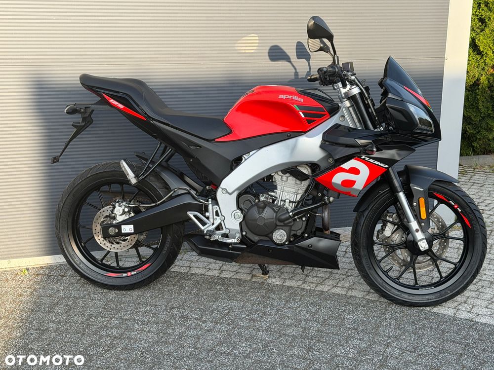 Aprilia Tuono - 6