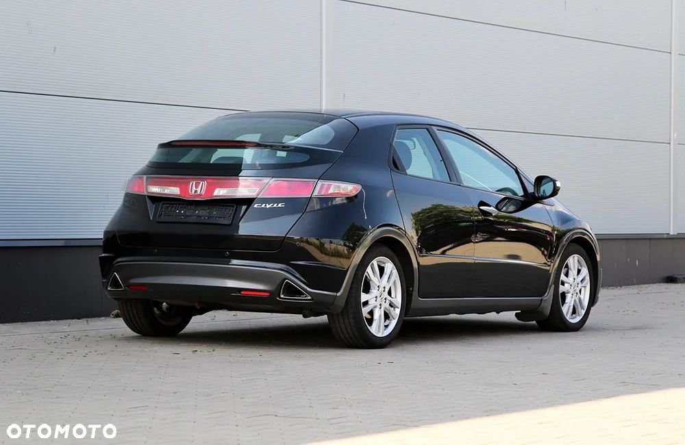 Honda Civic 1.8 Sport - 11