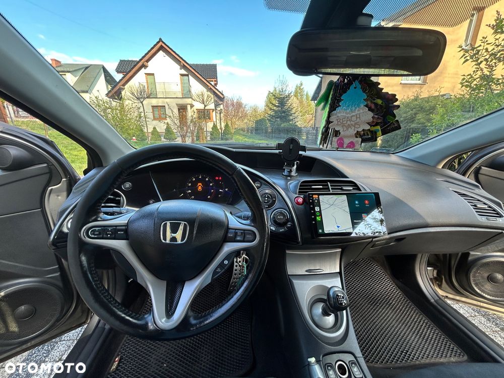 Honda Civic 1.8 Executive - 16