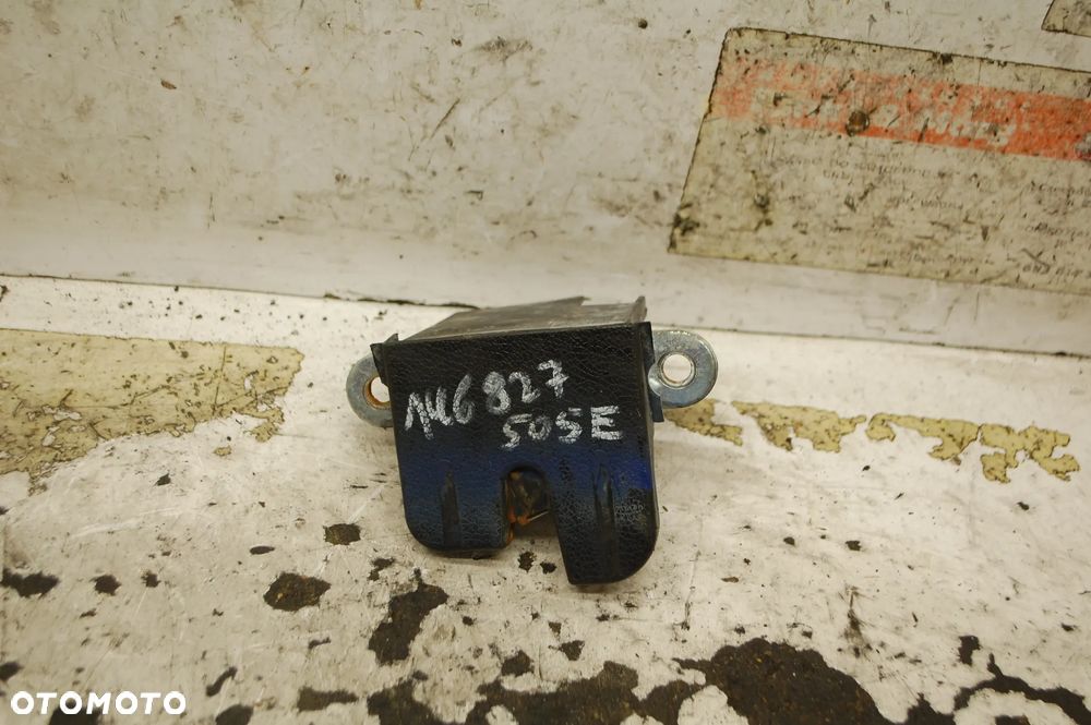 ZAMEK KLAPY BAGAŻNIKA TYŁ TYLNY 1P0827505A SEAT LEON II ALTEA TOLEDO III 5P0827505C 5P5827505 1K6827505E VW GOLF V PASSAT B6 - 9
