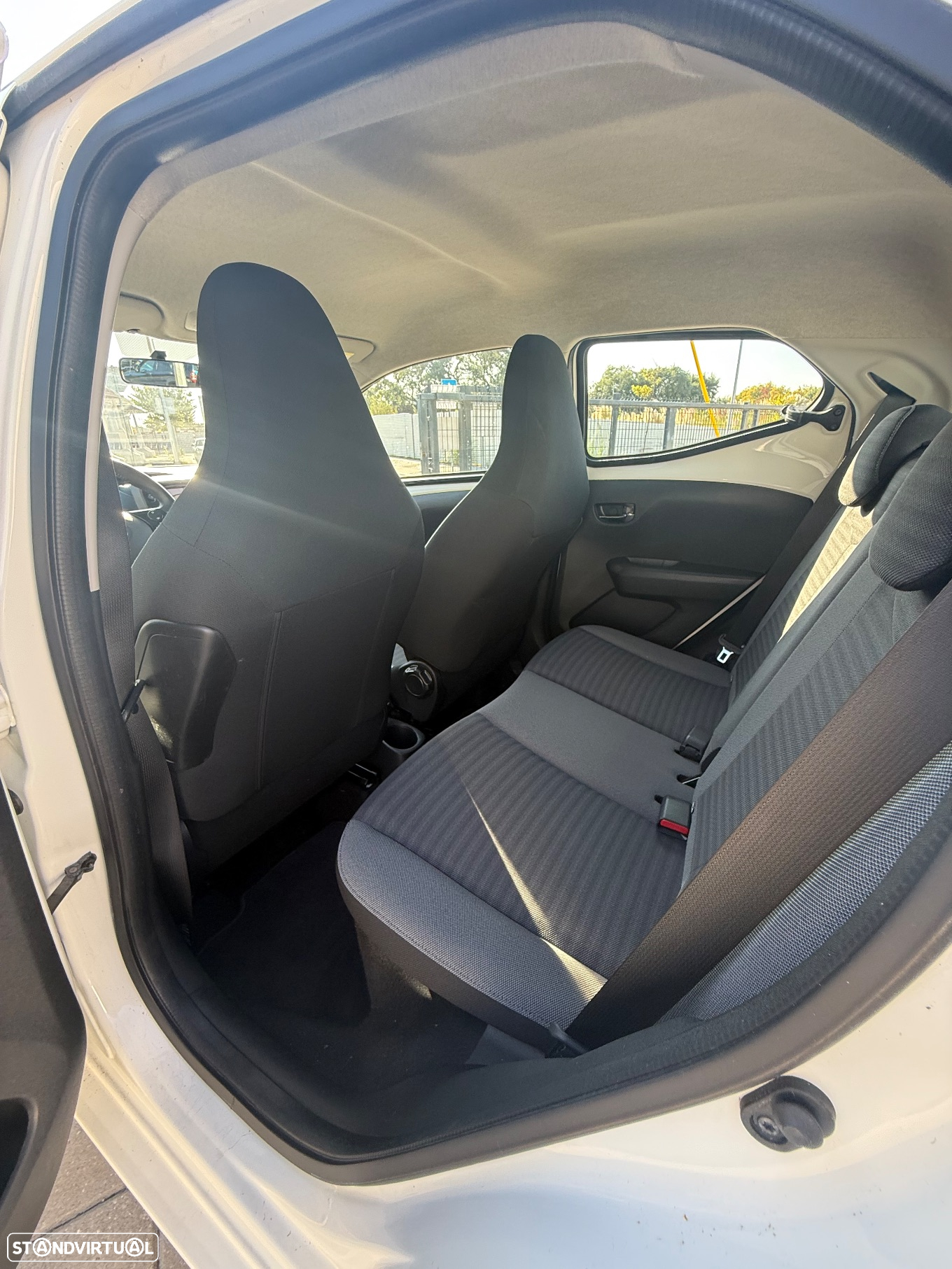 Toyota Aygo 1.0 X-Play+X-Touch - 18