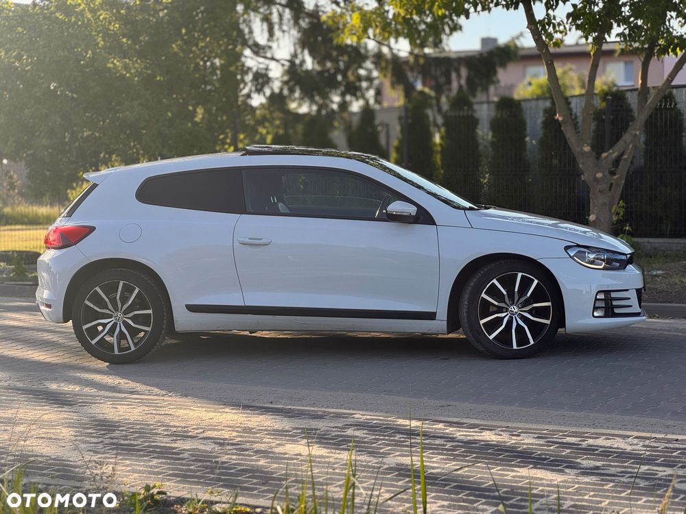 Volkswagen Scirocco 2.0 TDI BMT DSG - 3