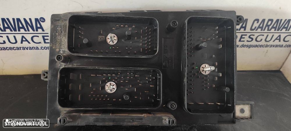 CAIXA RELÉS / FUSÍVEIS OPEL ASTRA H GTC 2005 -13205783 - 4