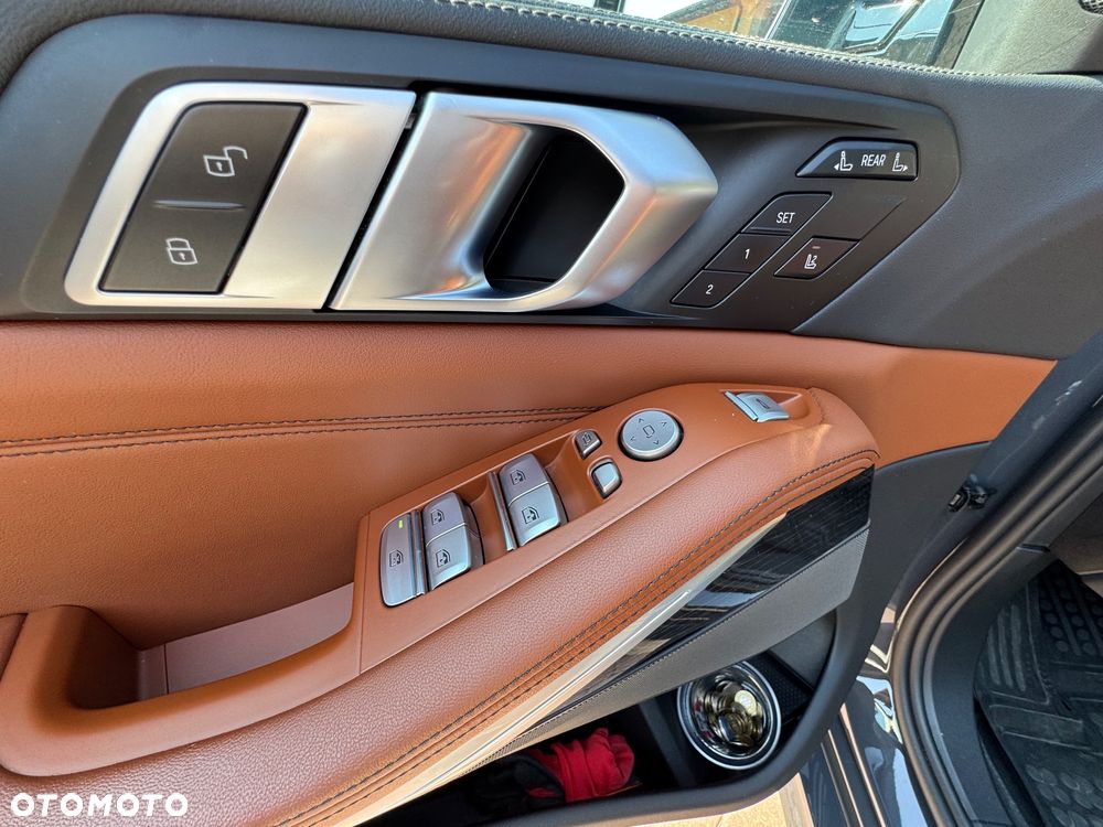 BMW X7 xDrive40i mHEV Individual Edition sport - 13