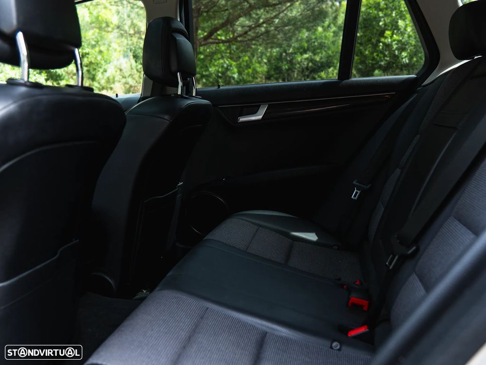 Mercedes-Benz C 250 Station CDI 7G-TRONIC Avantgarde Edition - 29