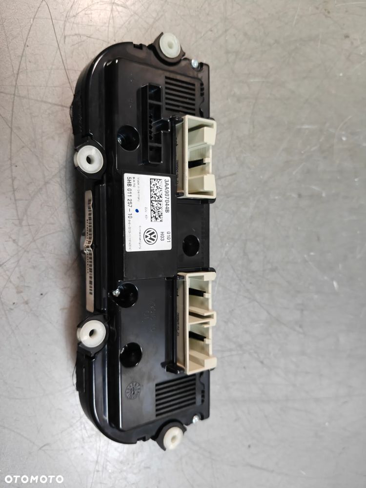 Panel klimatyzacji VW Tiguan CC Passat Scirocco Touran nawiewów 3AA907044B - 11