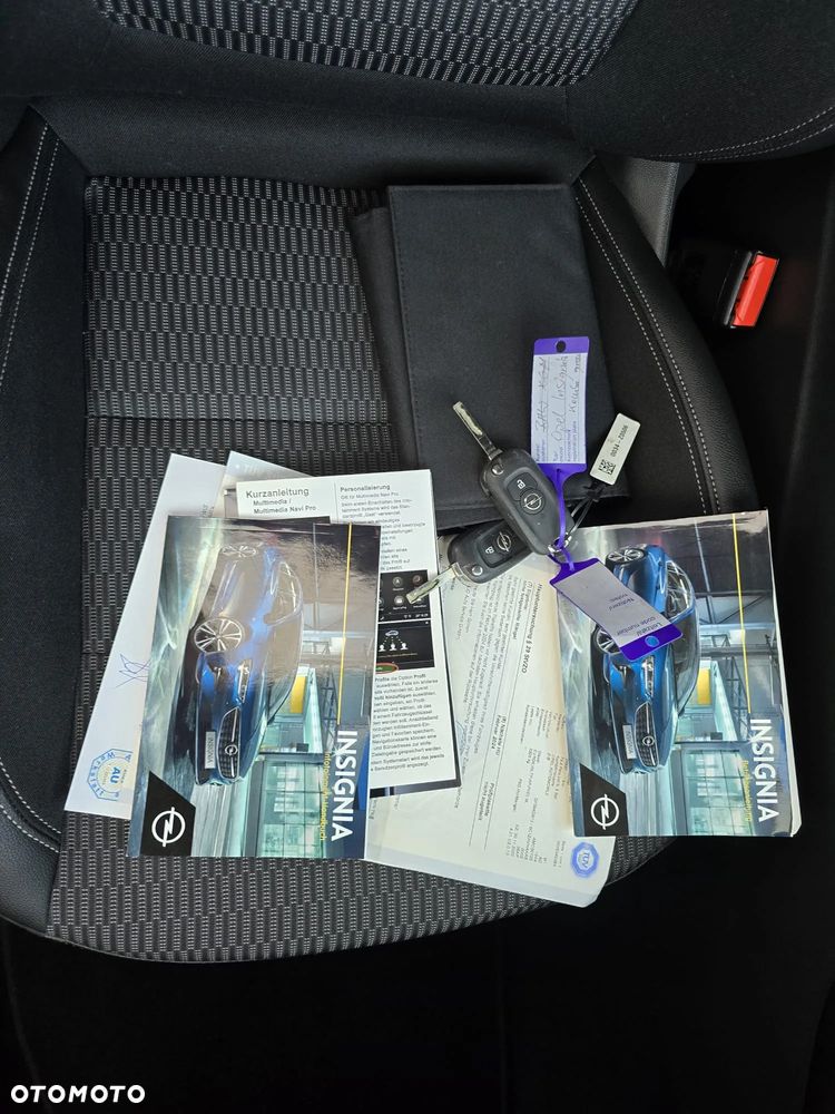 Opel Insignia 2.0 CDTI Business Elegance S&S - 20