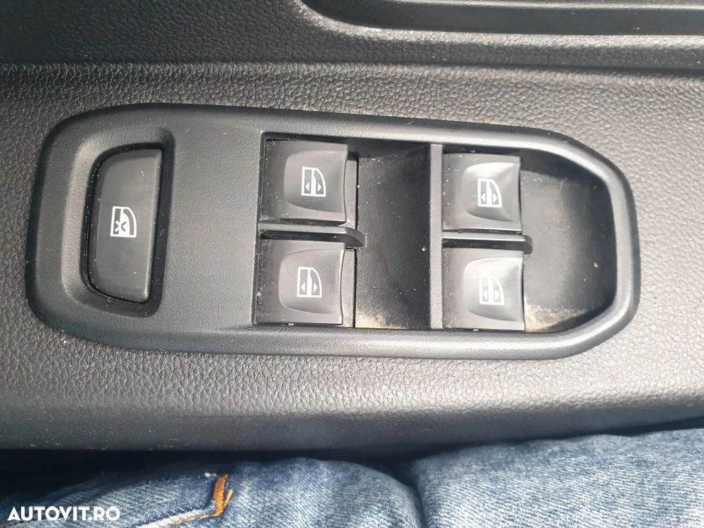 Dacia Duster 1.5 Blue dCi 4WD Comfort - 25