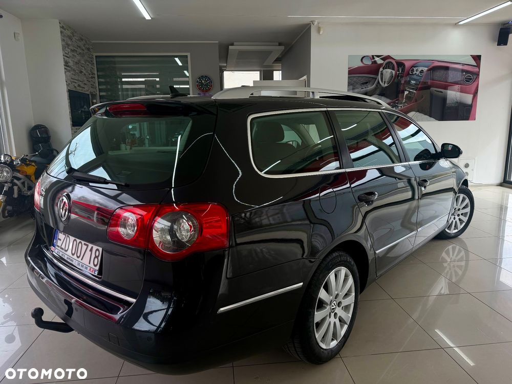 Volkswagen Passat - 4