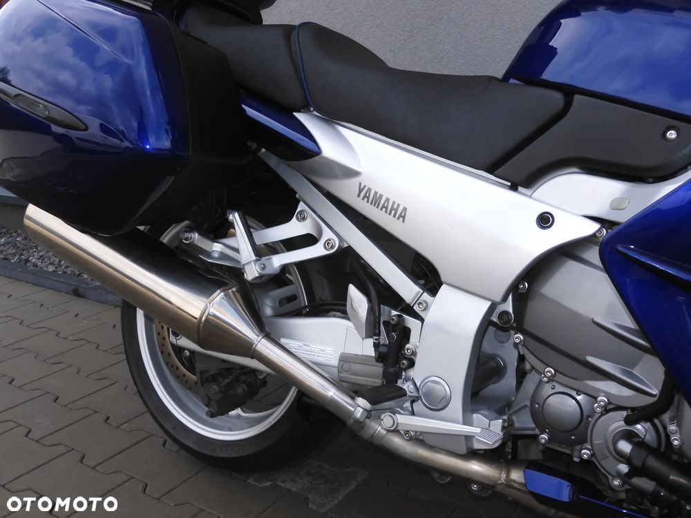 Yamaha FJR - 9