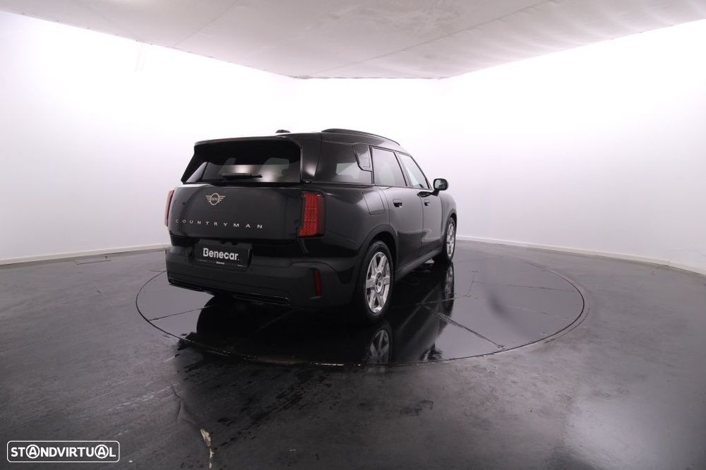 MINI Countryman E Favoured L - 7