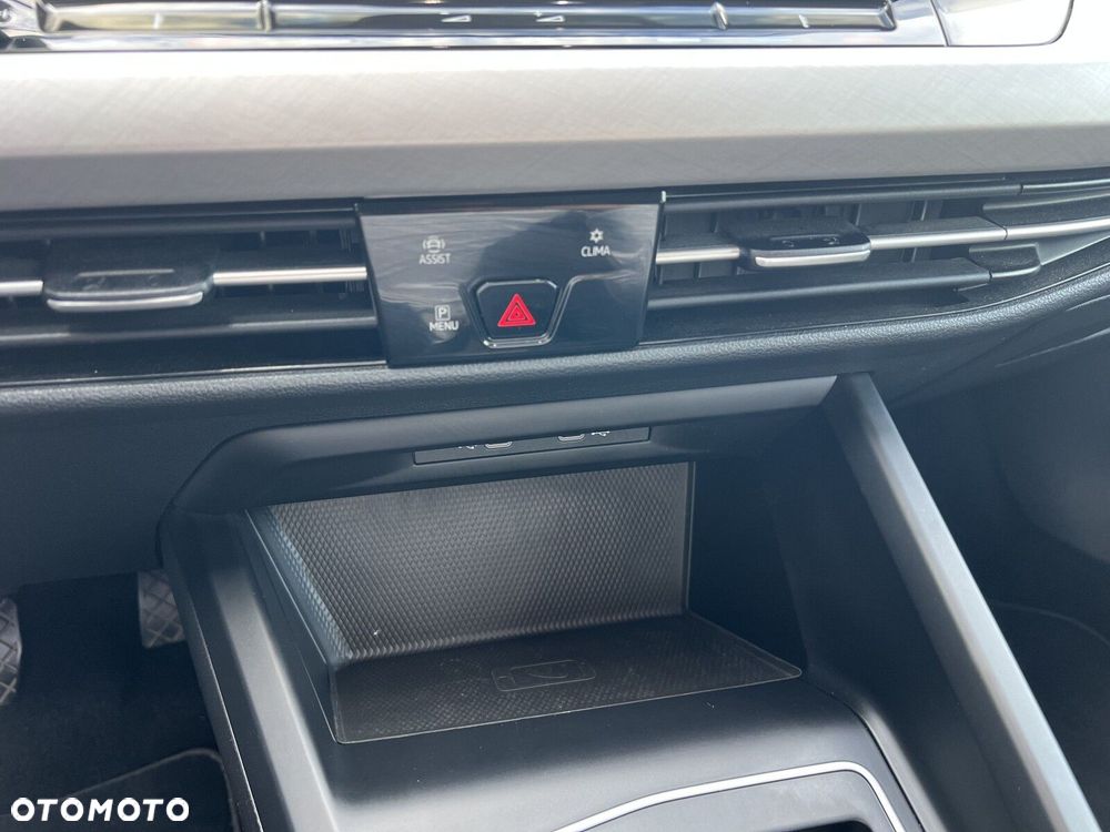Volkswagen Golf Variant 1.5 eTSI EVO Life DSG - 20