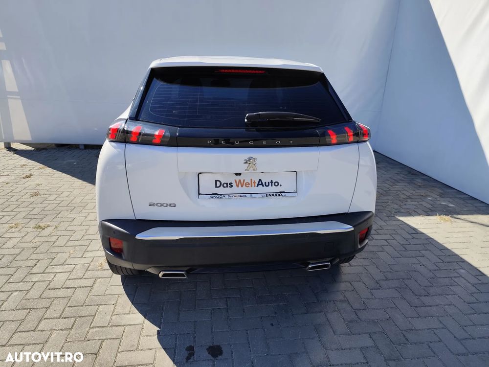 Peugeot 2008 1.2 L PureTech STT Active - 5