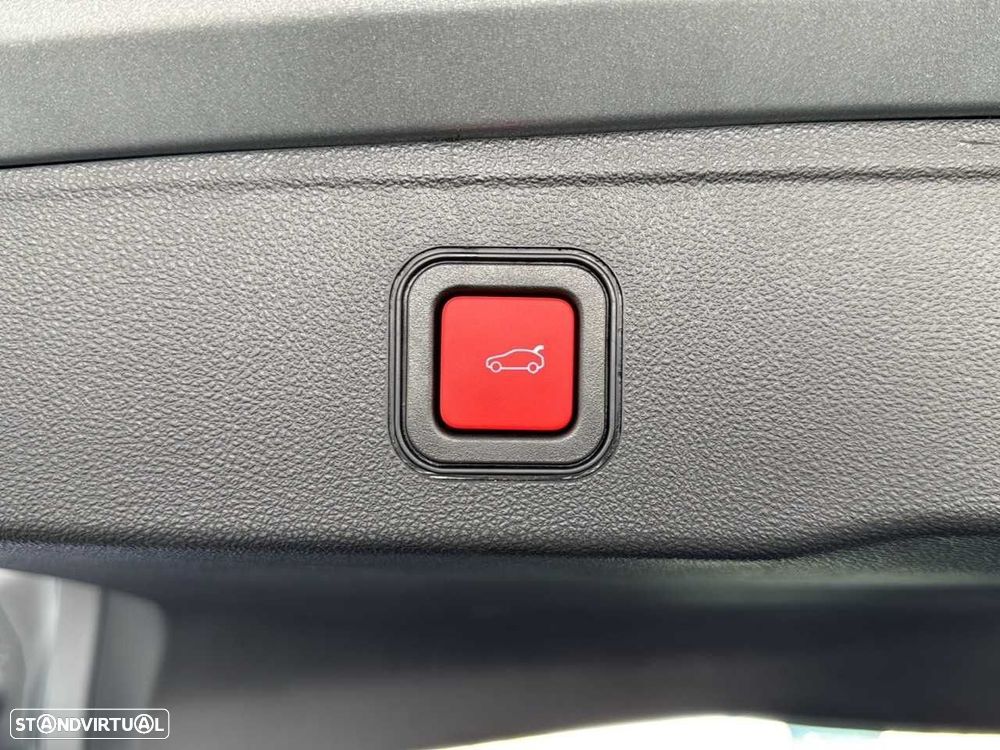 Jeep Avenger 1.2 e-Hybrid Altitude DCT - 15