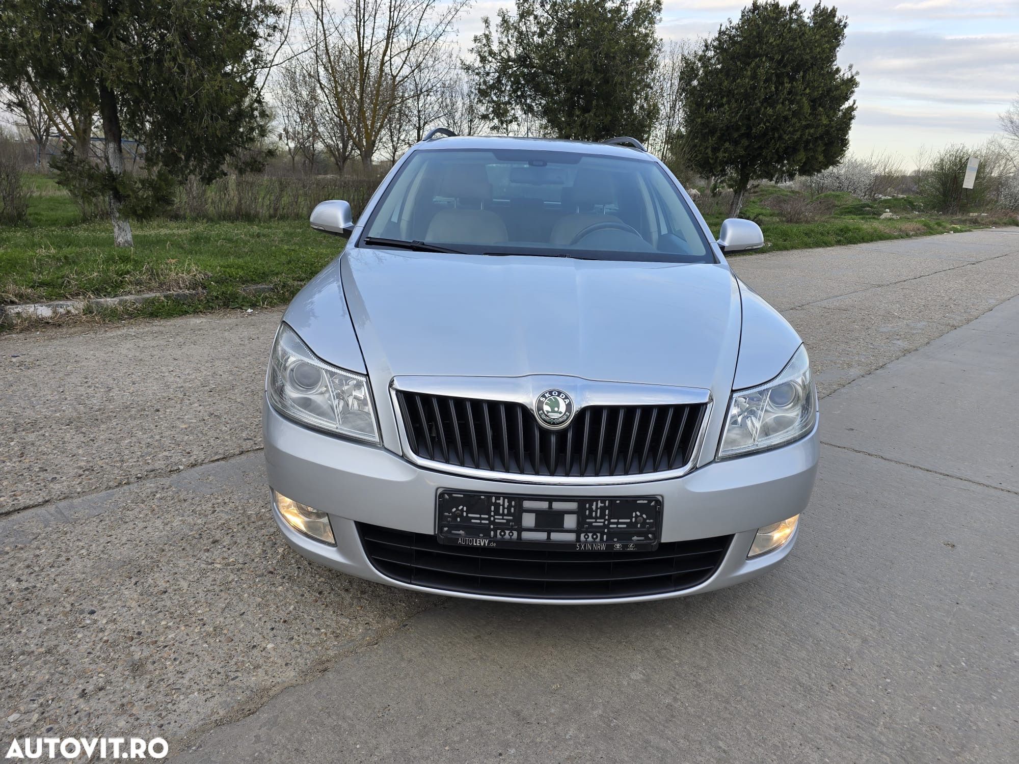 Skoda Octavia Combi 1.4 TSI Elegance - 1