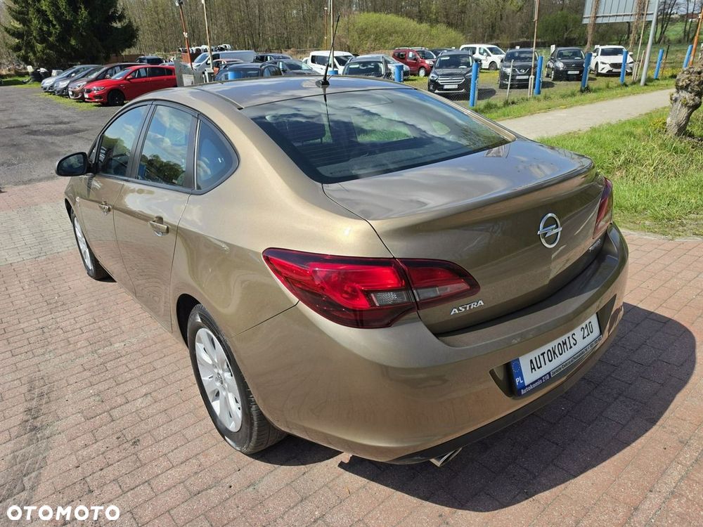 Opel Astra - 5