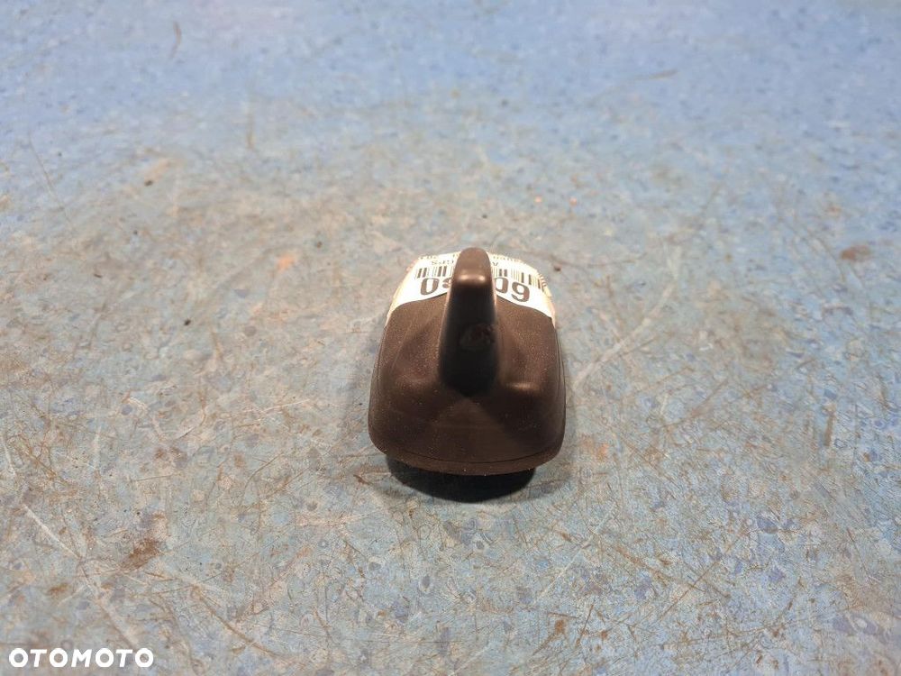 VOLKSWAGEN PASSAT B8 ANTENA GPS 5Q0035507B CUAA - 3