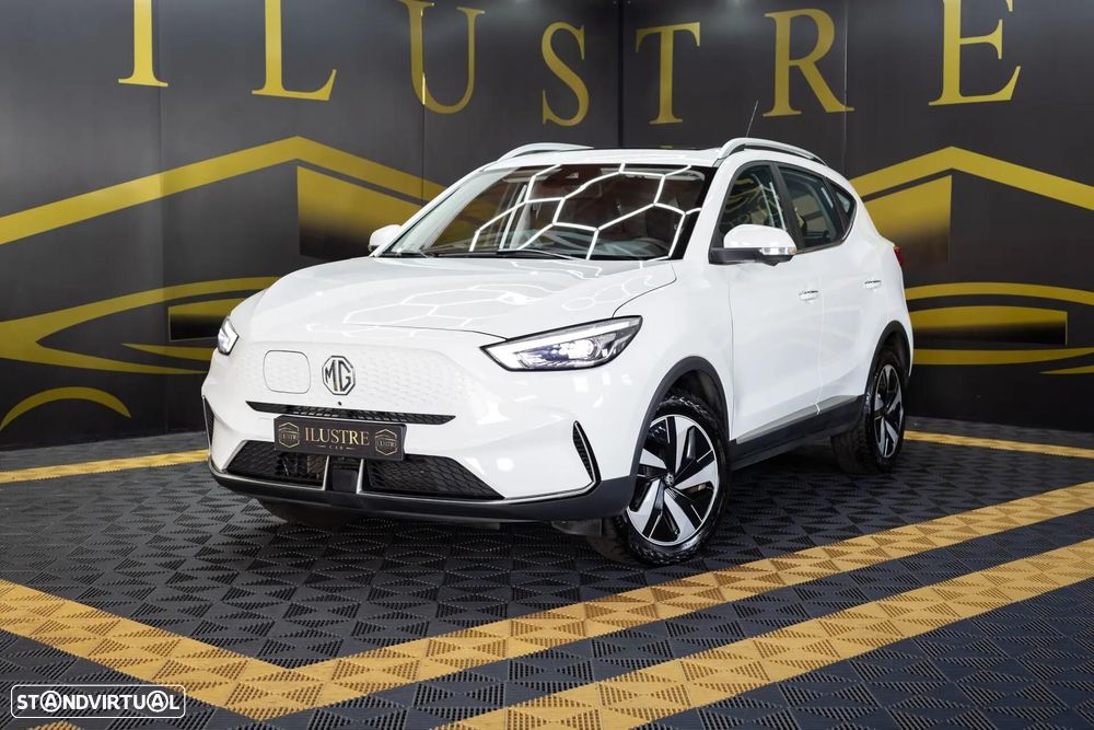 MG ZS EV 72.6 kWh Luxury OBC 11 kW - 4
