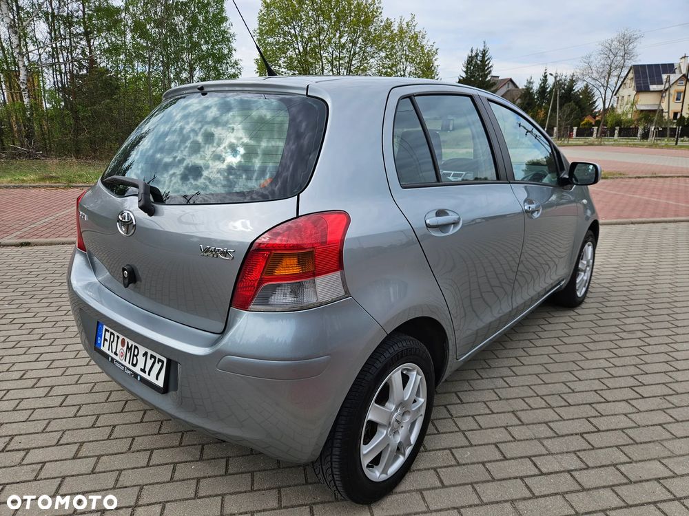 Toyota Yaris 1.0 VVT-i Life - 5