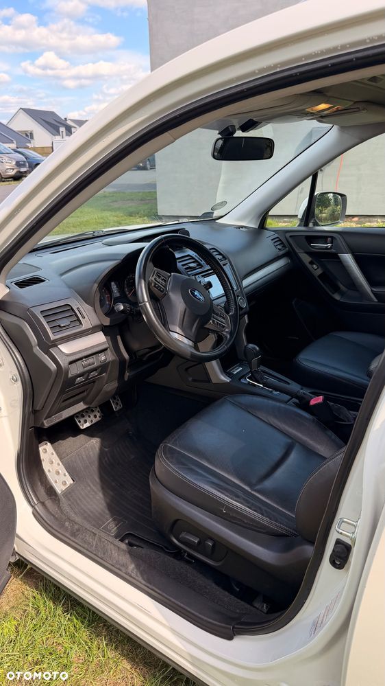 Subaru Forester 2.0XT Platinum Lineartronic - 11