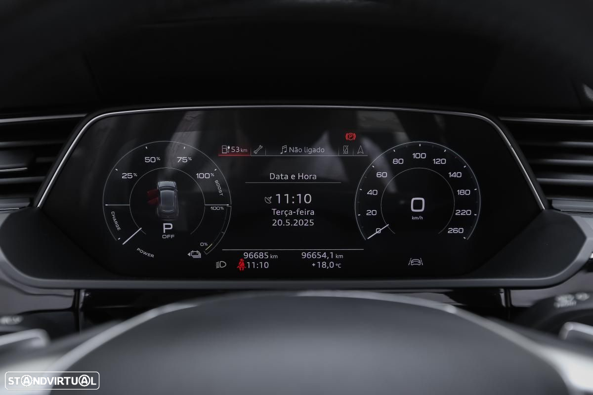 Audi e-tron 55 quattro - 21
