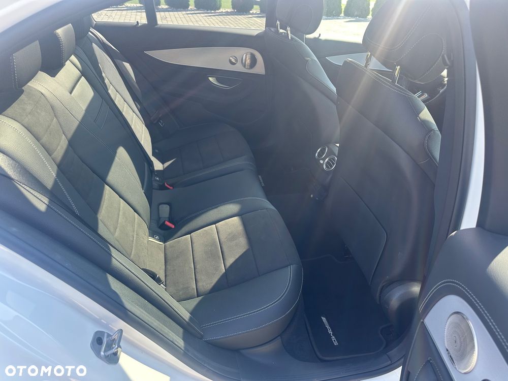 Mercedes-Benz Klasa E 220 d 4-Matic AMG - 19