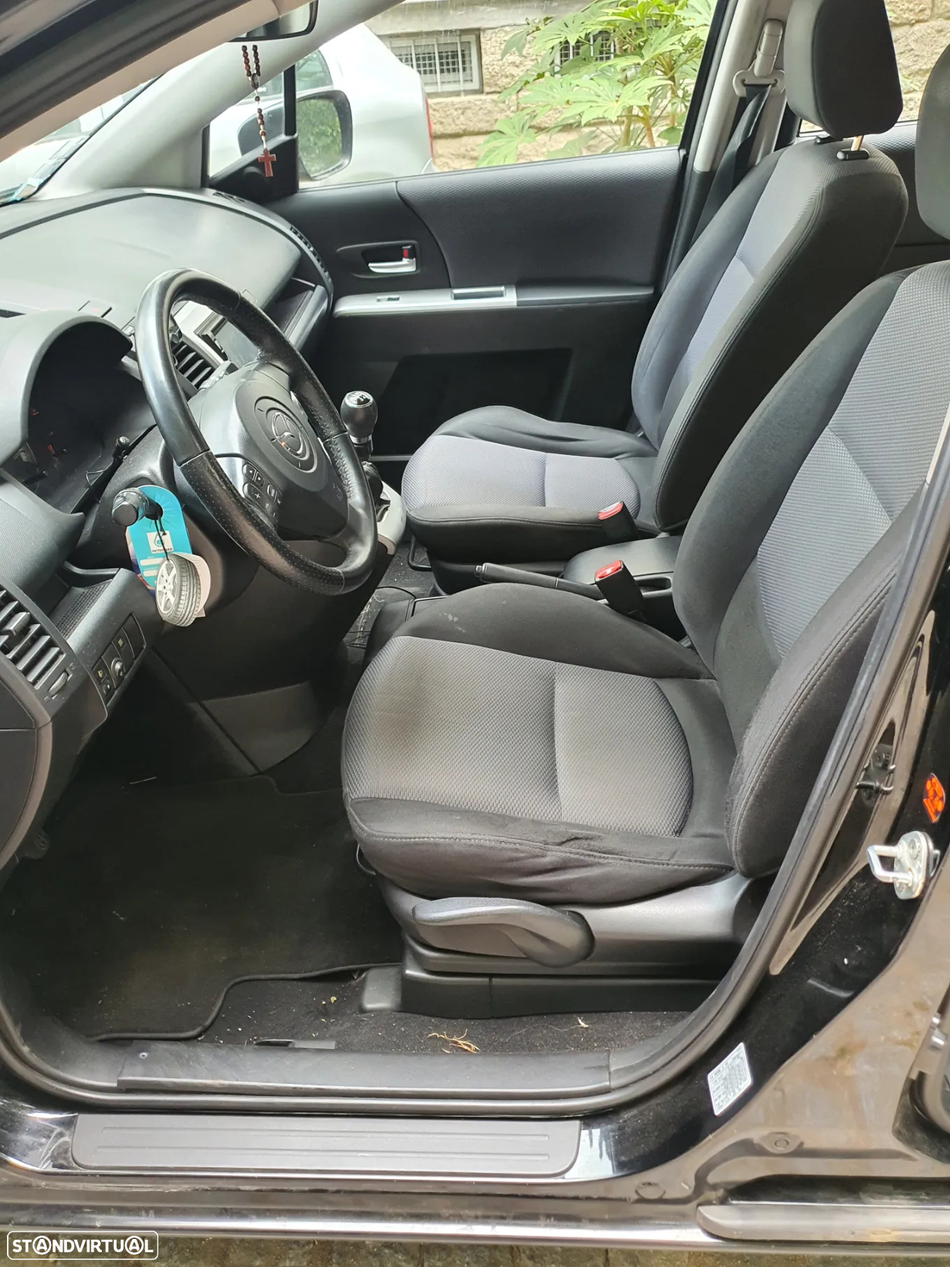 Mazda 5 - 12