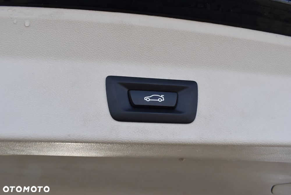 BMW X3 xDrive20i GPF Advantage - 15