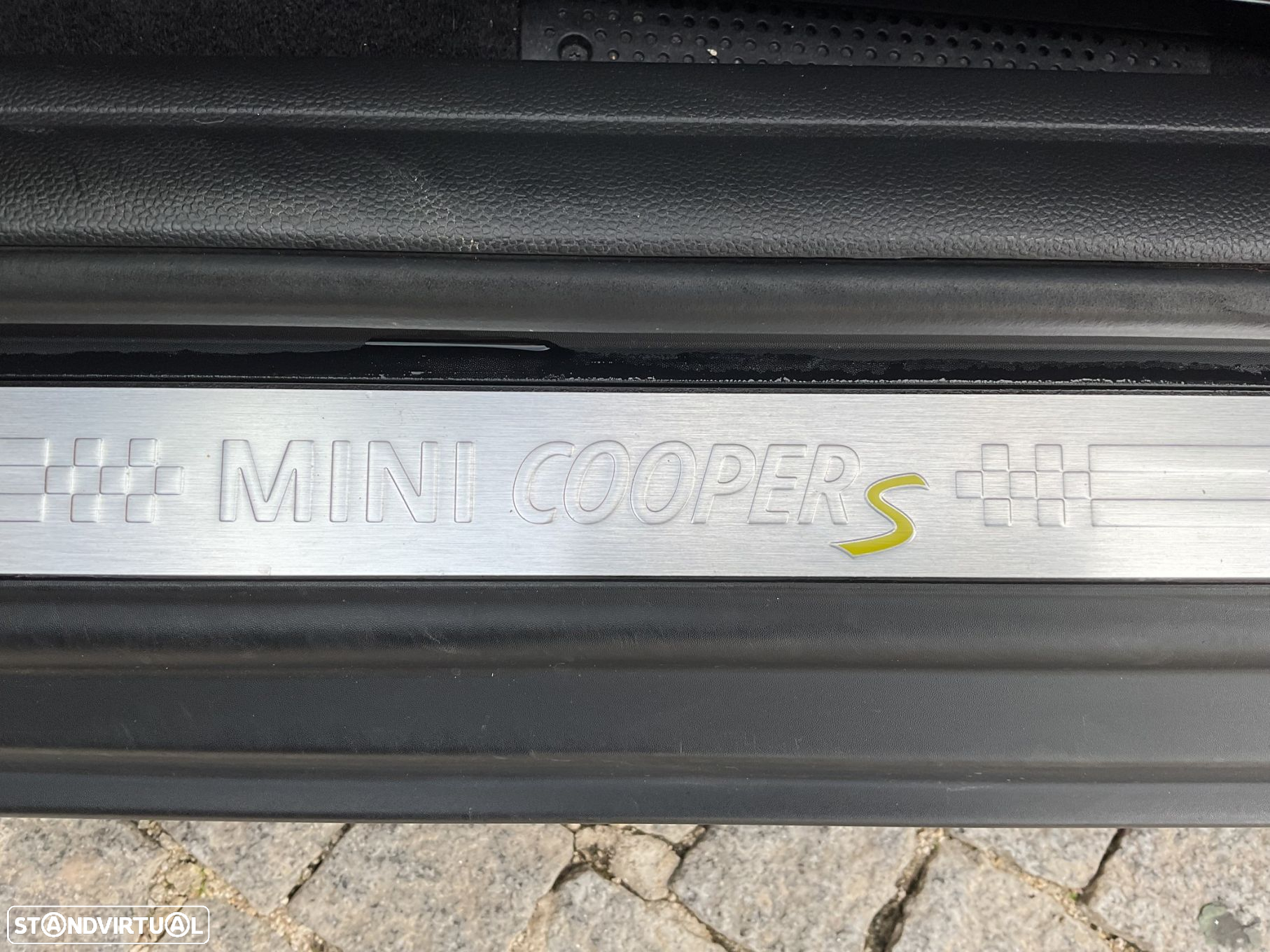 MINI 3 Portas Cooper SE - 30