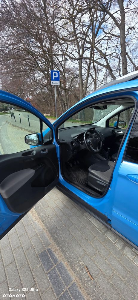 Ford Tourneo Courier 1.0 EcoBoost Ambiente - 17