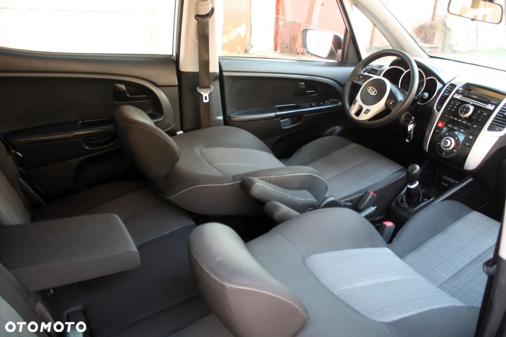 Kia Venga 1.6 CVVT Platinum Edition - 8