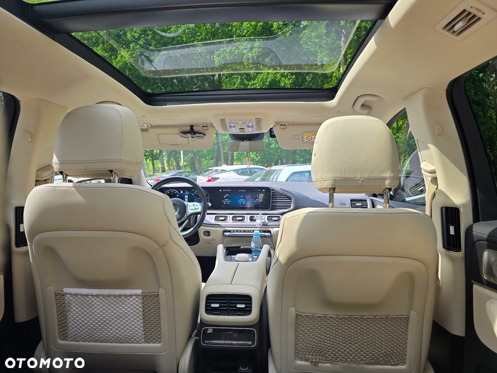Mercedes-Benz GLS - 11
