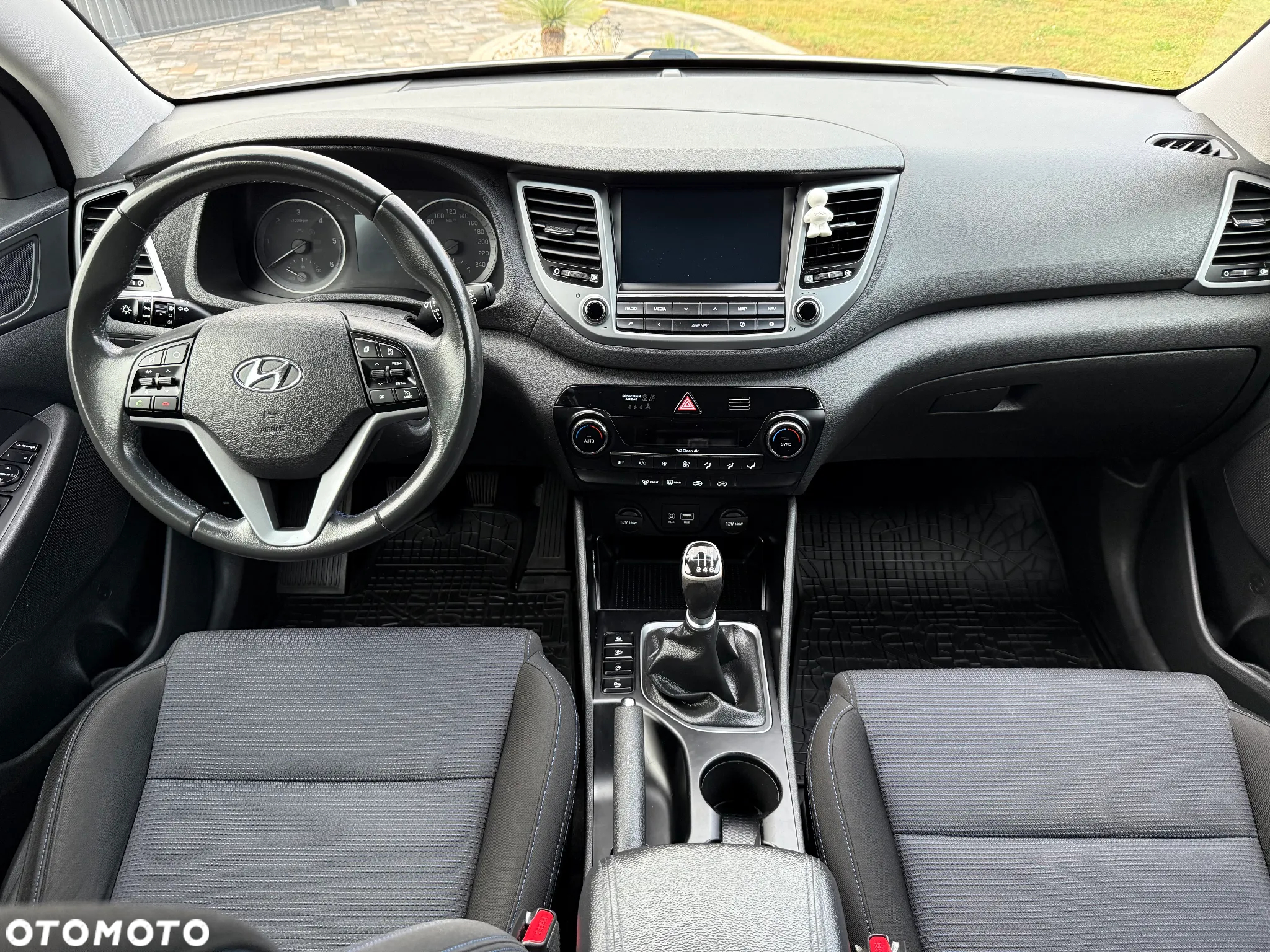 Hyundai Tucson 1.7 CRDI BlueDrive Comfort 2WD - 14