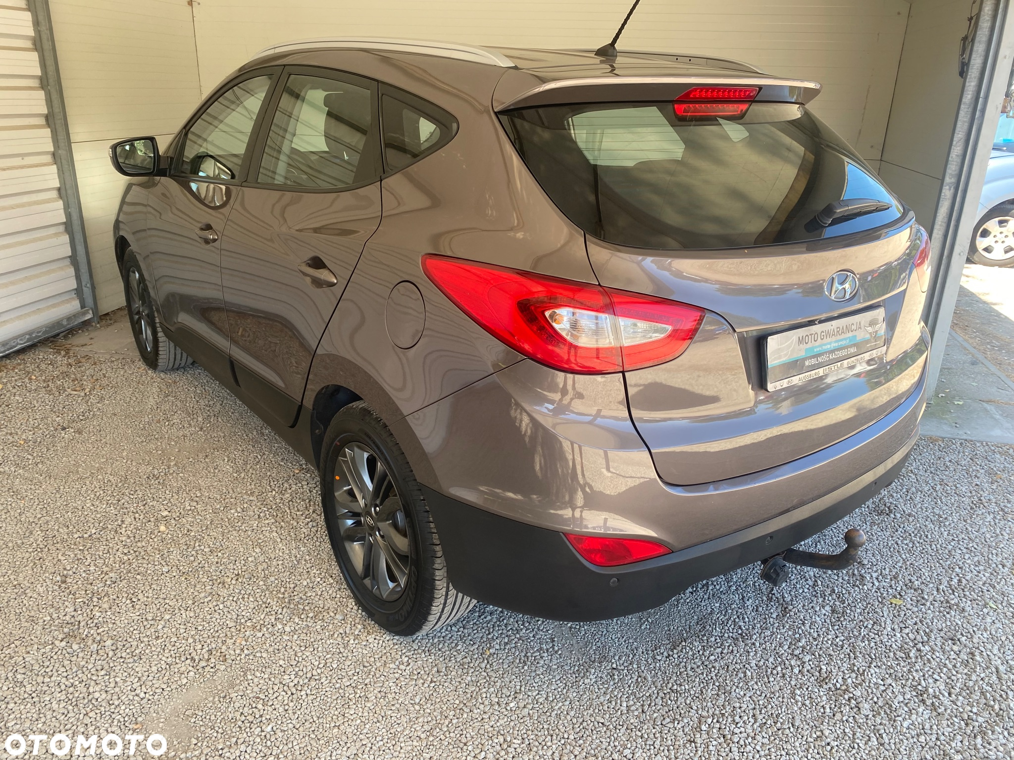 Hyundai ix35 2.0 CRDi 4WD Automatik Fifa World Cup Gold Edition - 13