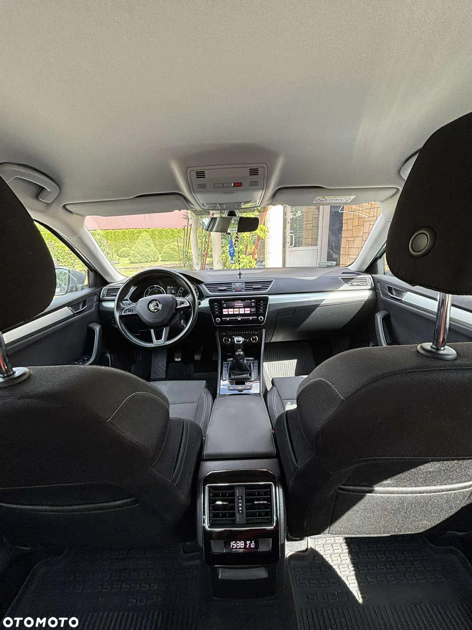 Skoda Superb 2.0 TDI Style - 11