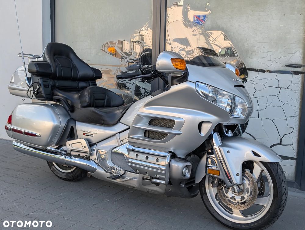 Honda GL - 9