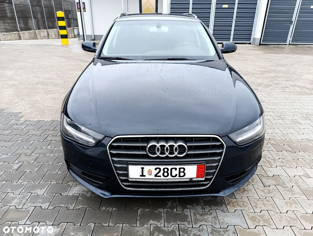 Audi A4 Avant 2.0 TDI DPF Ambiente - 1