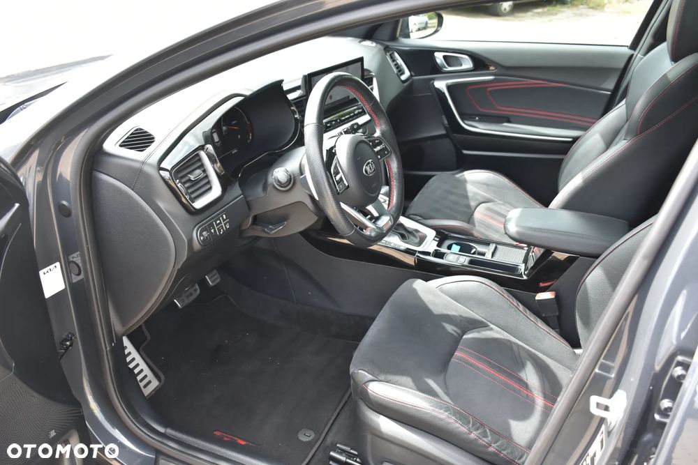 Kia ProCeed 1.6 T-GDI DCT7 OPF GT - 15