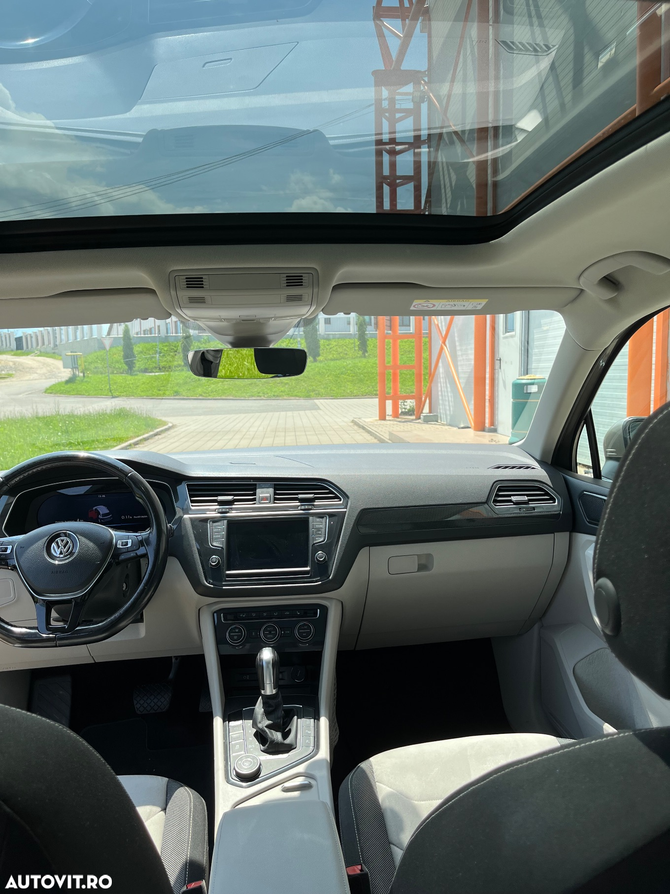 Volkswagen Tiguan 2.0 TDI 4Mot DSG Comfortline - 9
