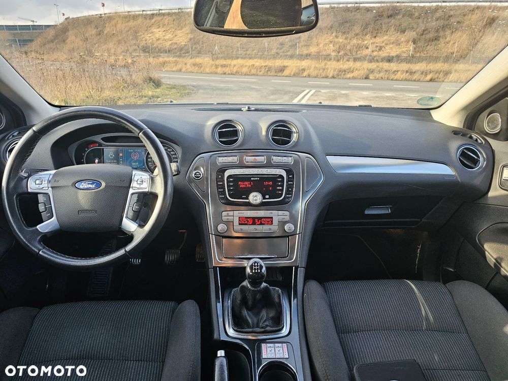 Ford Mondeo 2.0 FF Platinium X Plus (Titanium) - 18